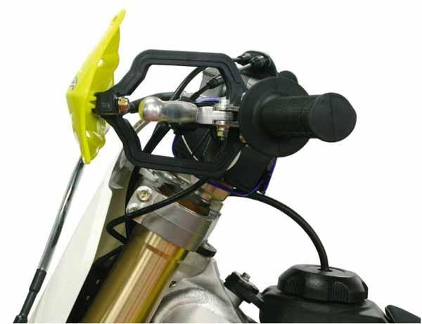The Zeta Impact X2 handguard mounting system fits either above or below the levers